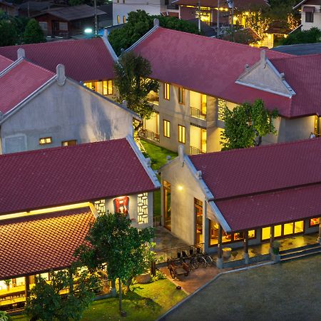 Chu Hotel Chiang Mai Exteriör bild