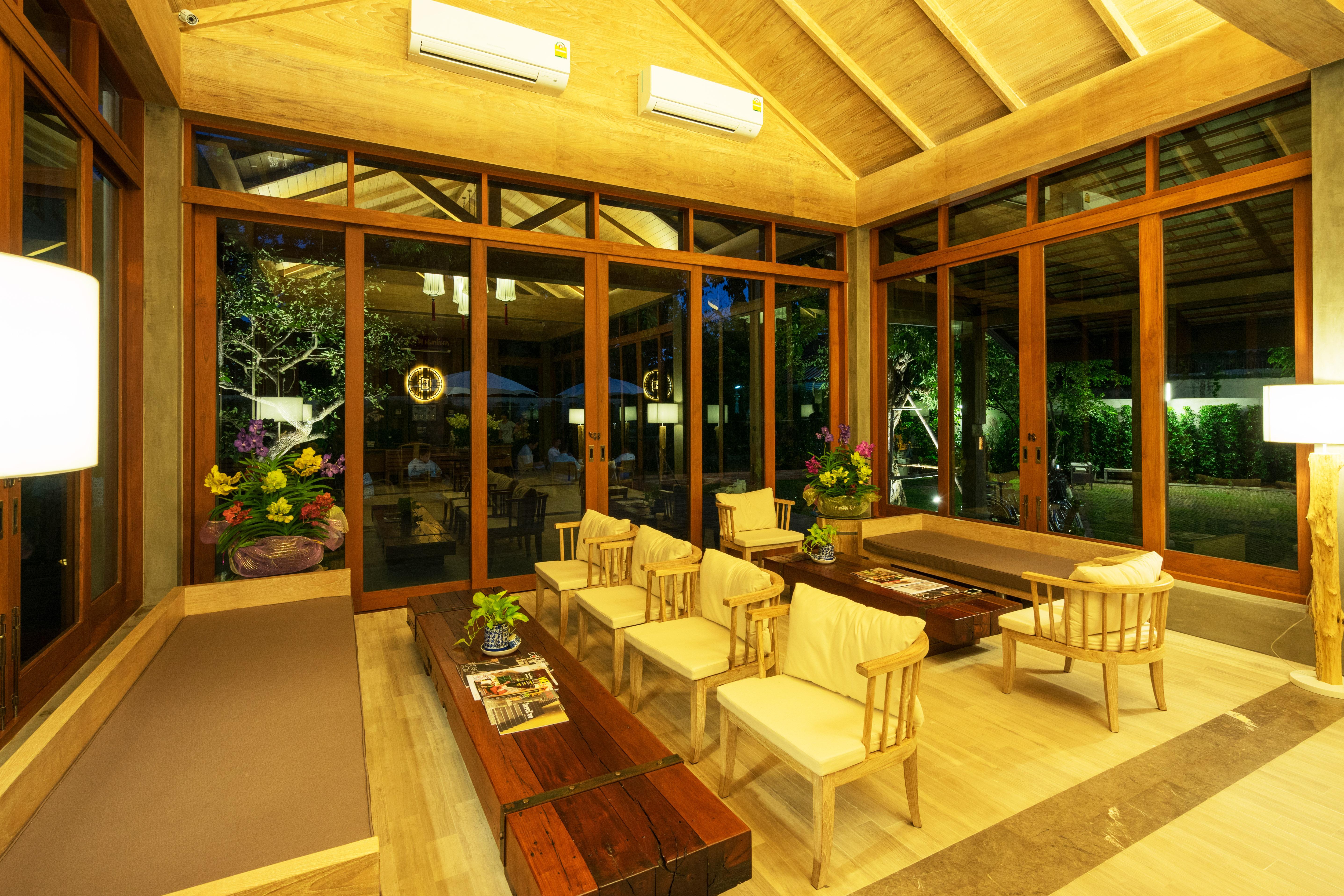 Chu Hotel Chiang Mai Exteriör bild